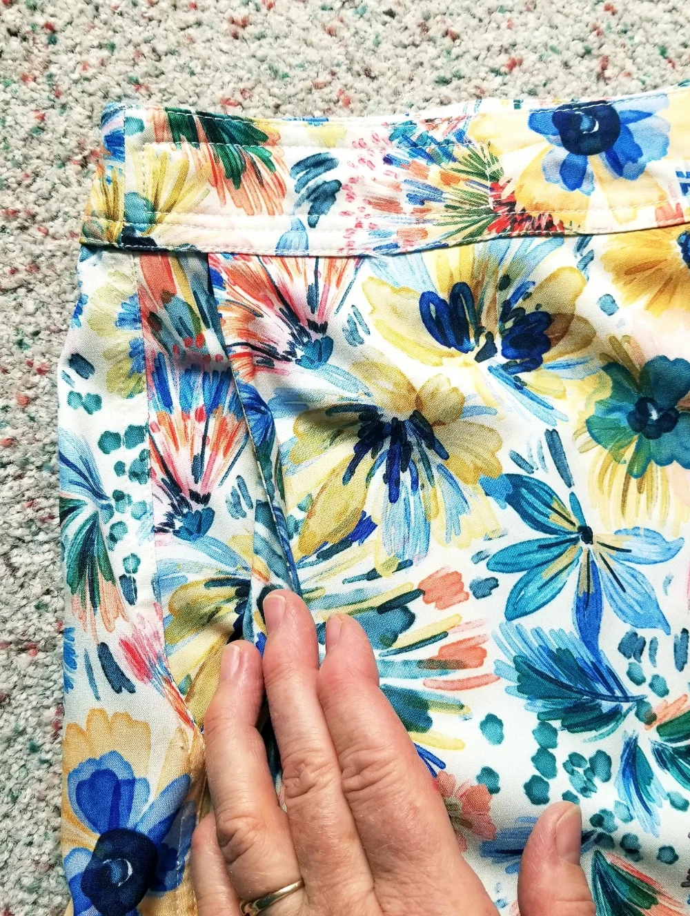 RIPSKIRT Full Wrap Blue Yellow Floral Length 2 Size L - Picture 6 of 9